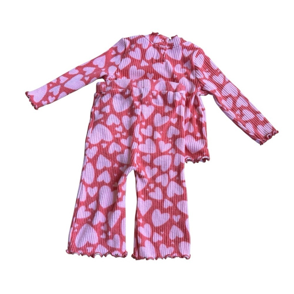 Old Navy Pink Hearts Outfit 2PC Set Baby Girl 3-6M Long Sleeve Top Pants NWT - Picture 2 of 4
